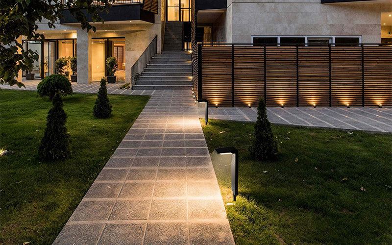 Solar Garden Bollard Light with Ground Spike