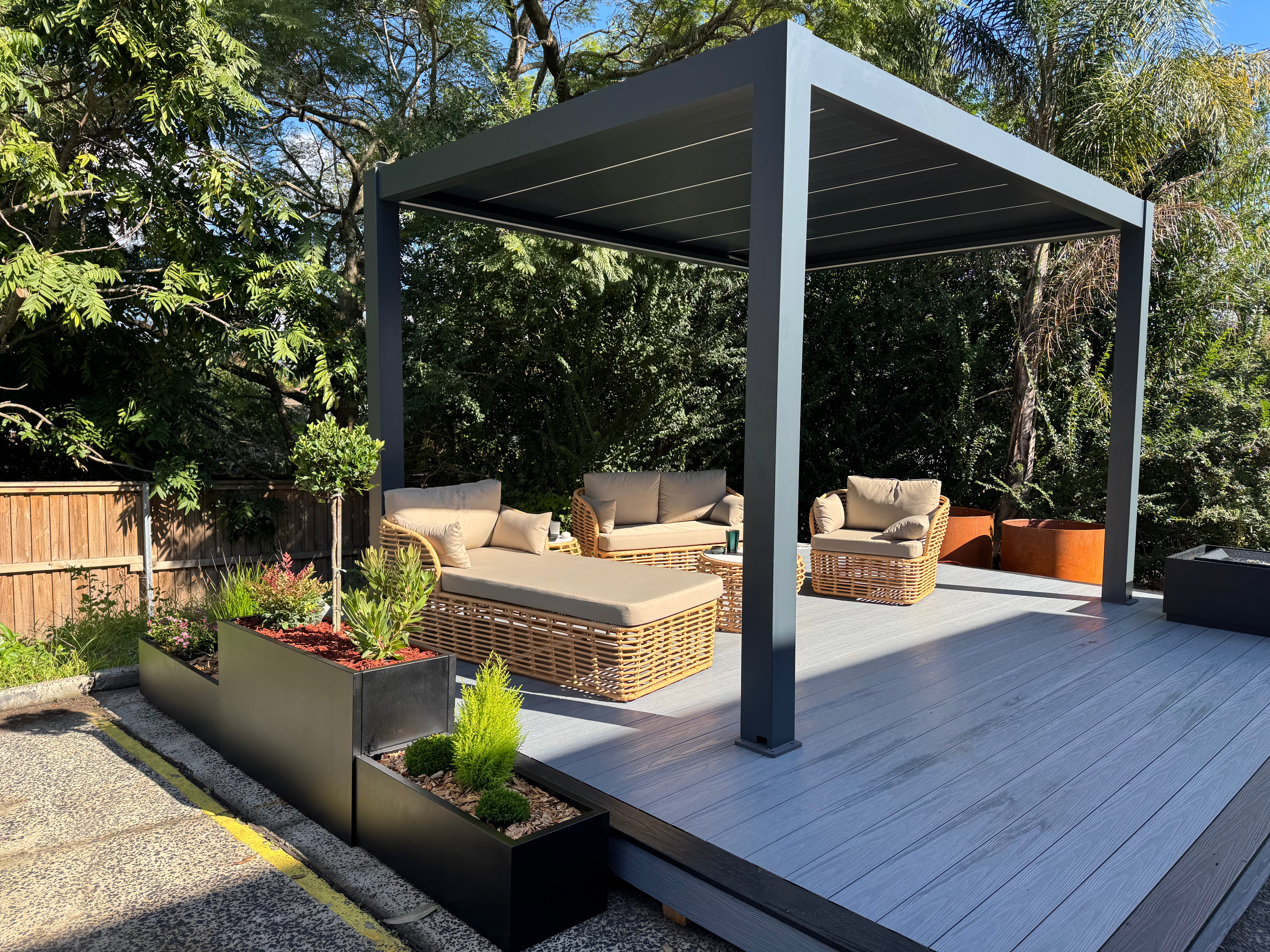 MANVAS Ventus Bay Breeze Pergola 3 × 4m
