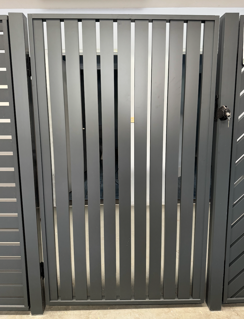 Aluminium Vertical Slat Gate